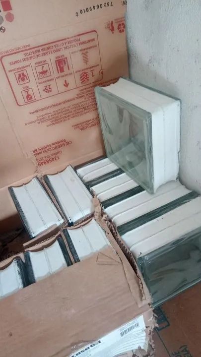 Bloquinhos de vidro novo na caixa  - Foto 2