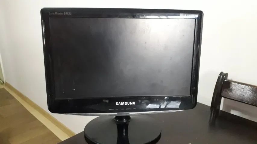 Monitor Sansung LCD 15.6 Sync Master B1630 usado mas bem conservado