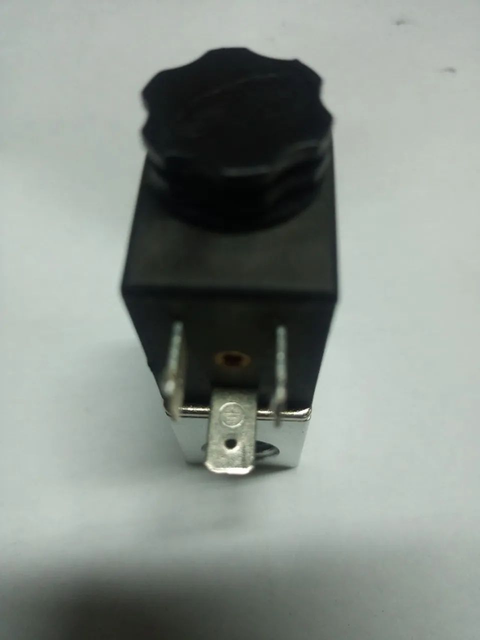 Valvula Solenóide Fechada 12v Com Bico estetica - Foto 3