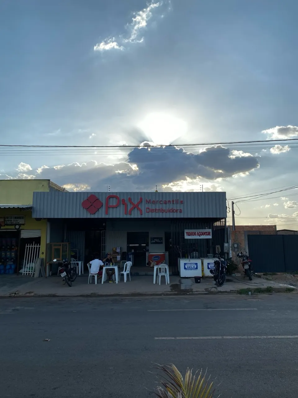 PONTO COMERCIAL - VENDE-SE