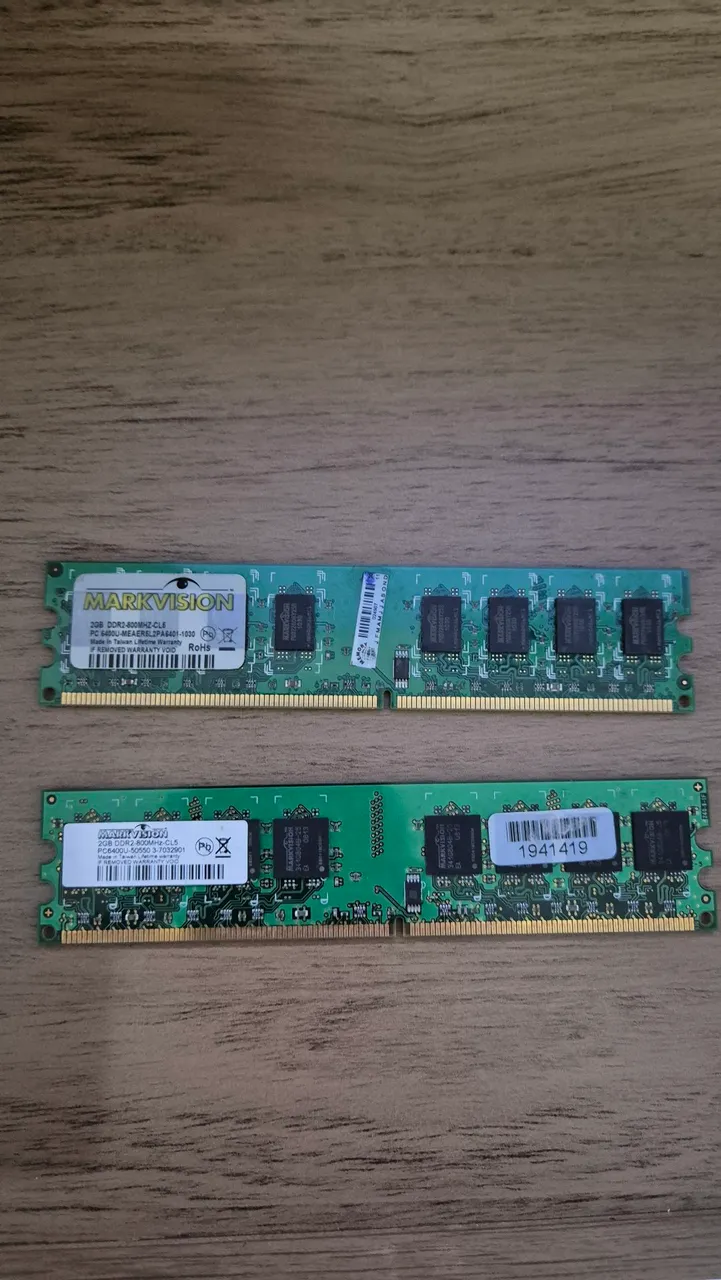 Memória RAM DDR2 2 PENTES DE 2GB Markvision