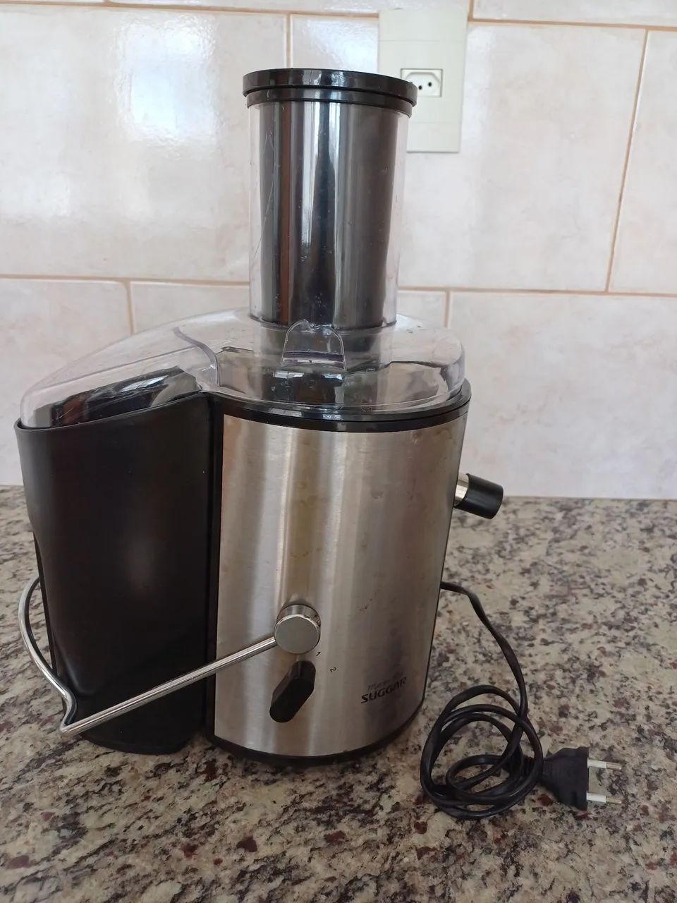Juiceira Suggar Prática e Eficiente