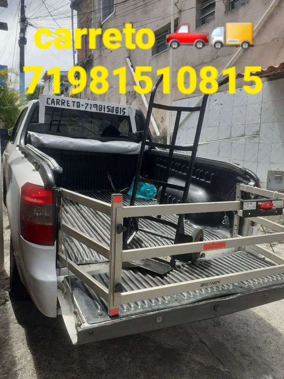 Carreto e mudanca ajudo a carregar