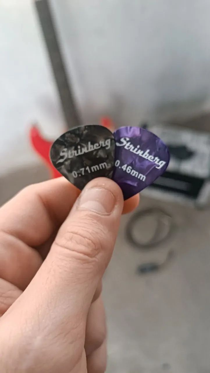 Guitarra, amplificador e cabos - Foto 3