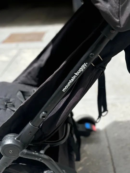 Carrinho de Bebê Mountain Buggy Nano - Foto 2