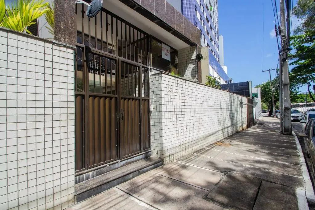 Apartamento à venda em Boa Viagem com 5 quartos 4 suítes - Foto 2