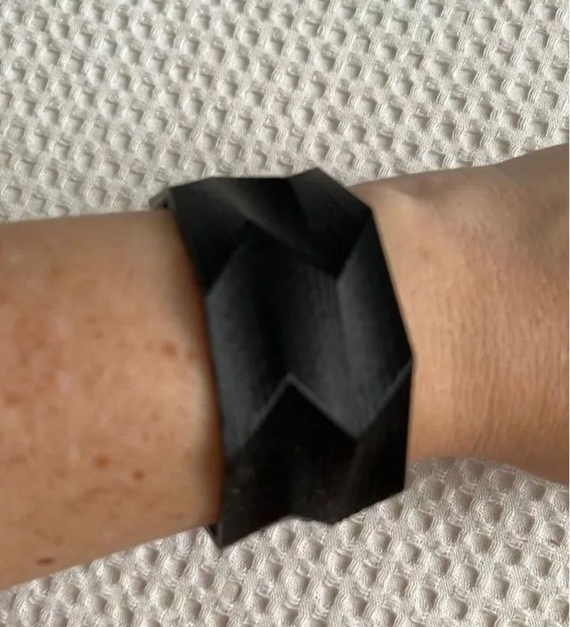 pulseira preta 