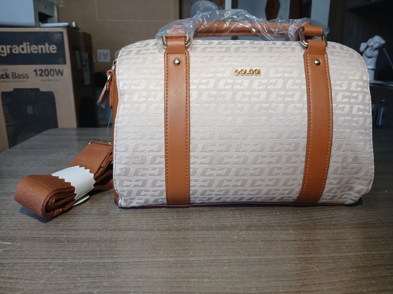 Bolsa Tiracolo Colcci logomarca Begé