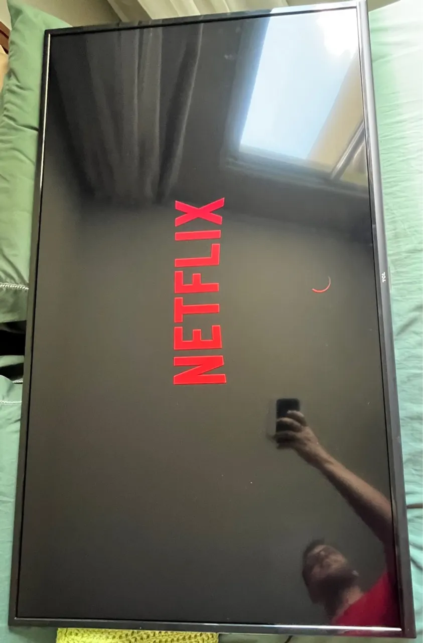 Smart TV LED TCL 50?