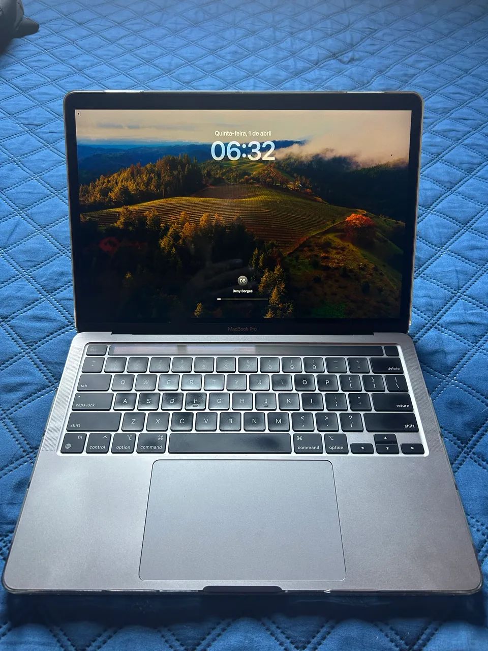 macbook pro 13 m1