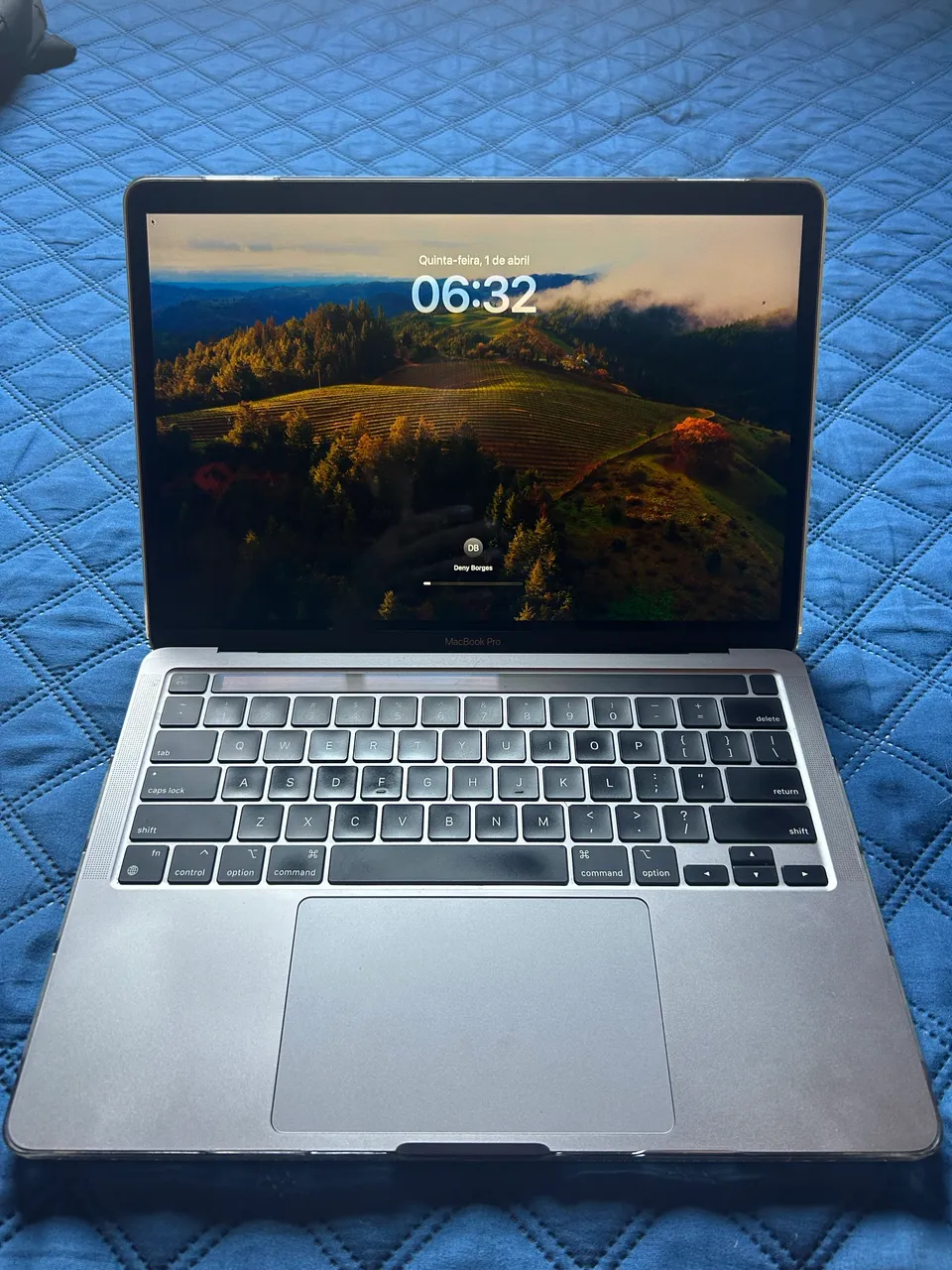macbook pro 13 m1