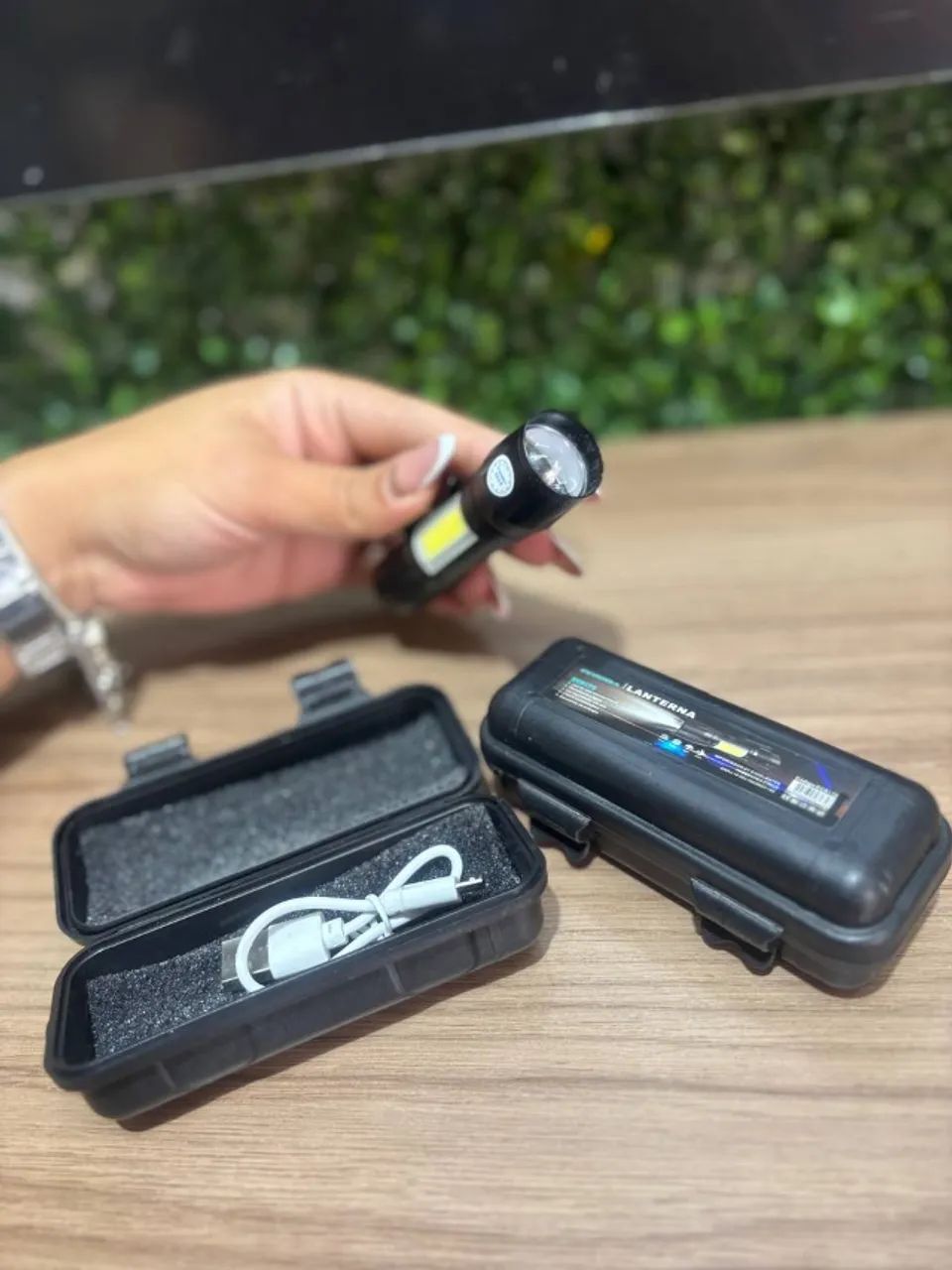Mini Lanterna Recarregável Ecooda  - Foto 2