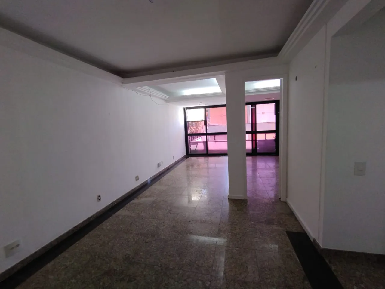 Sala comercial/ Consultório para aluguel com 43 m² em Barra da Tijuca - Rio de Janeiro - R