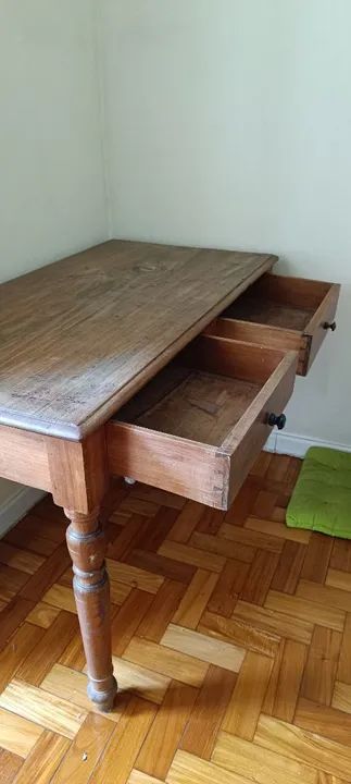 Mesa de estudo ou trabalho madeira