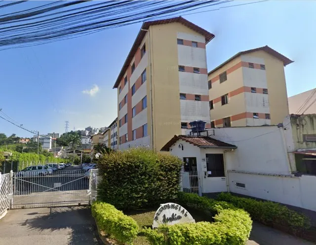 Vende-se apartamento com garagem - Fontesvile
