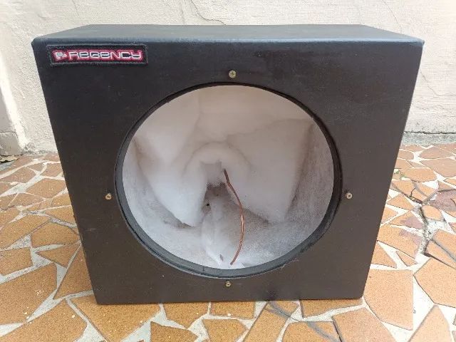 caixa box selada regency 30 litros para um subwoofer de 12"