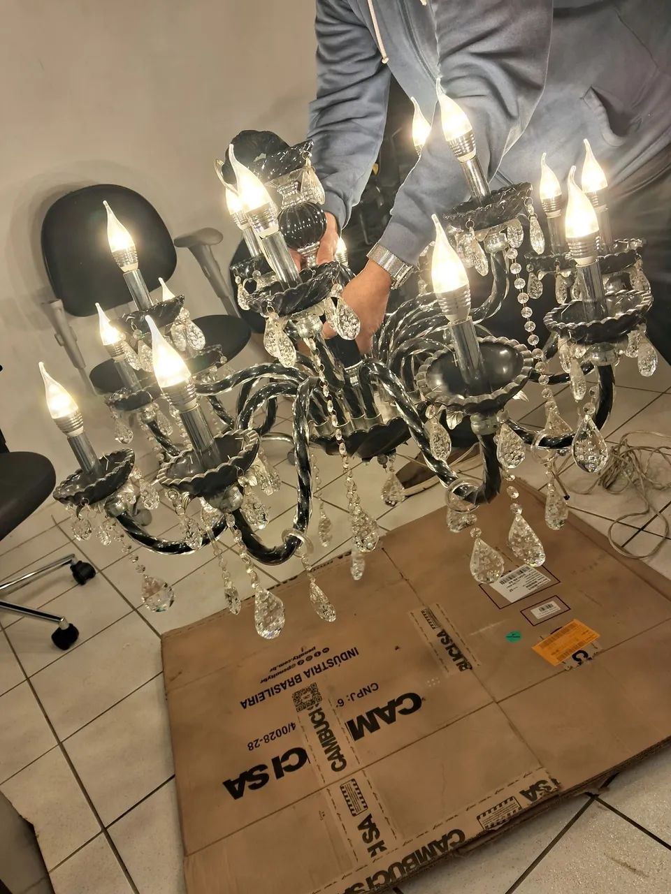 Lustre de Cristal Elegante - Foto 2