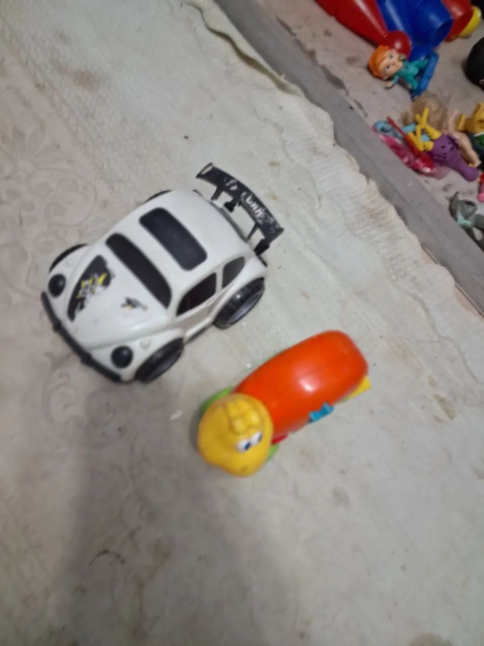 Carrinho e Minhoca de Brinquedo - Foto 2
