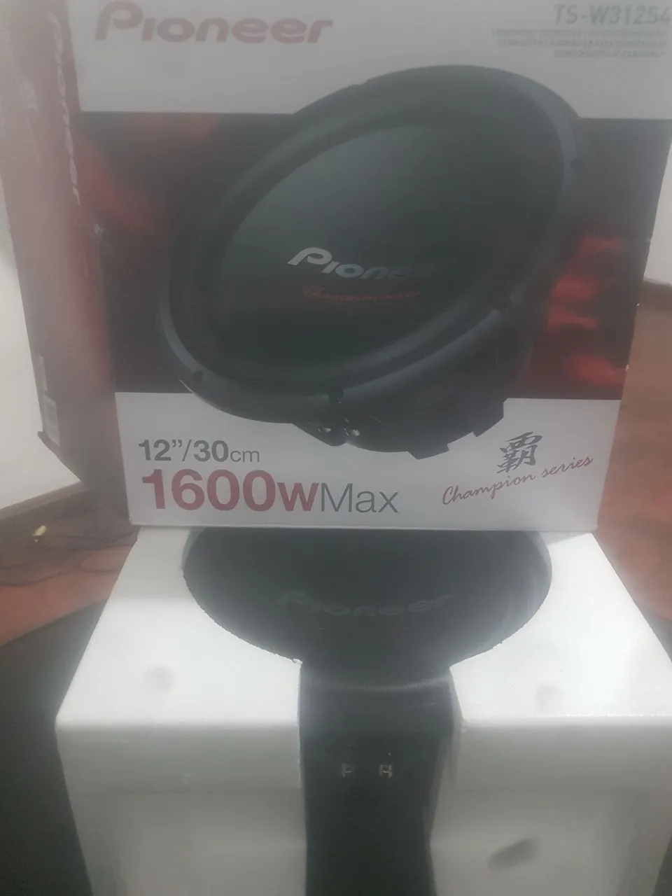 Subwoofer Pioneer 12" 1600W