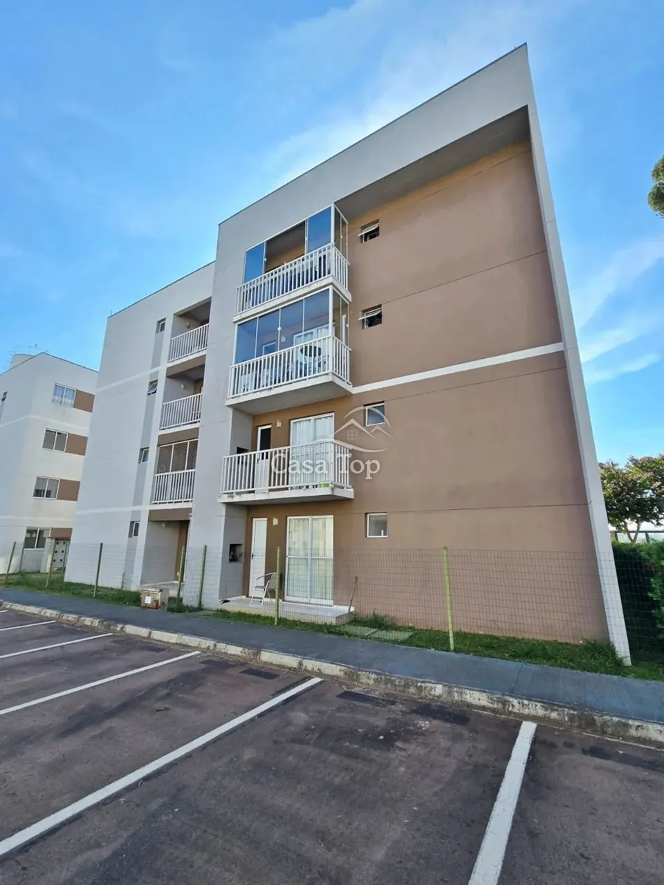 Apartamento à venda Condomínio Vittace - Uvaranas
