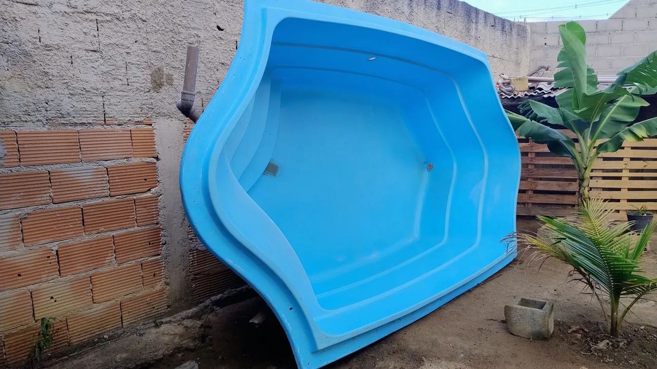 Piscina completa com motor. 63825071162115122