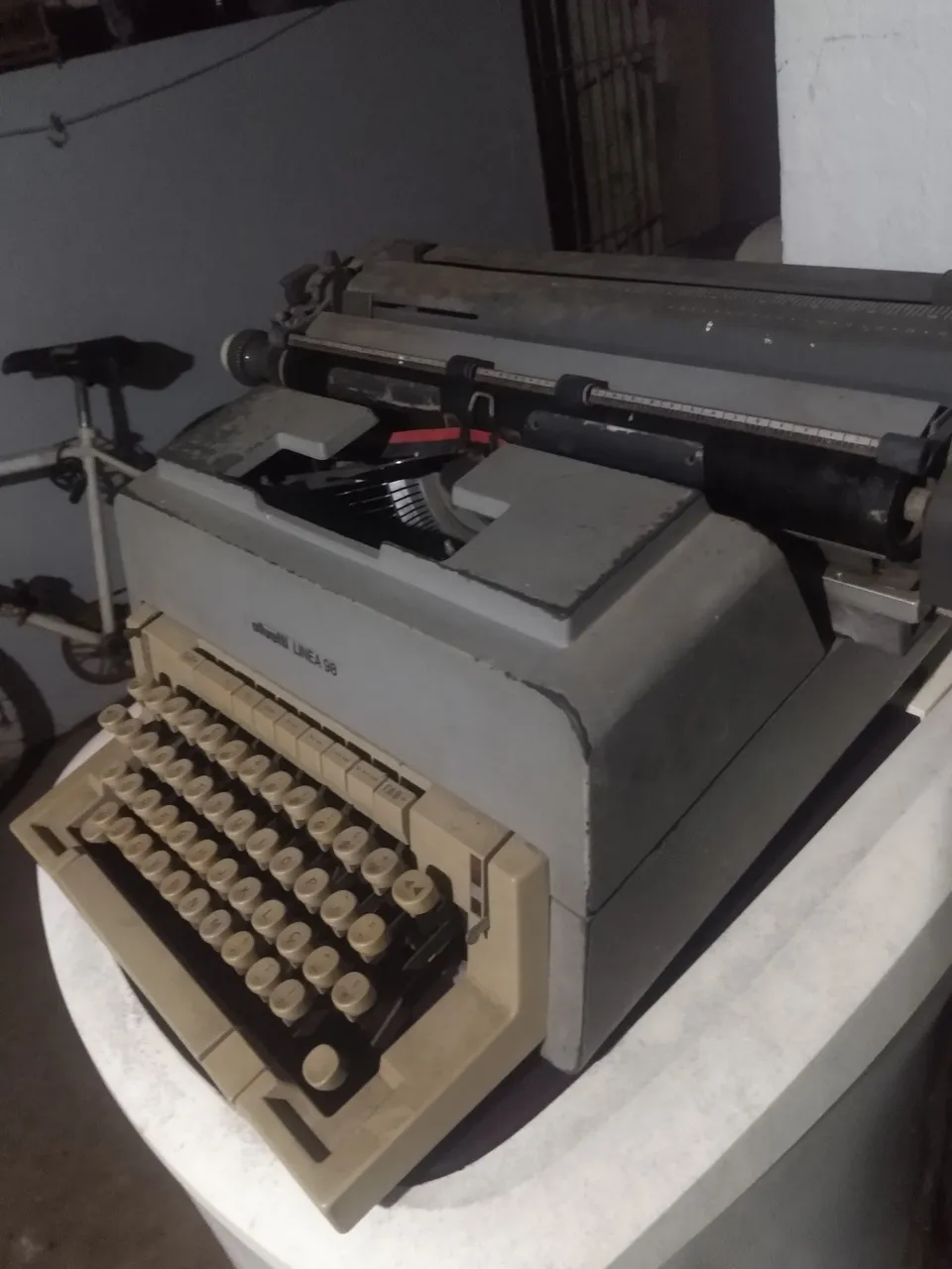 MÁQUINA DE DATILOGRAFIA OLIVETTI LINEA