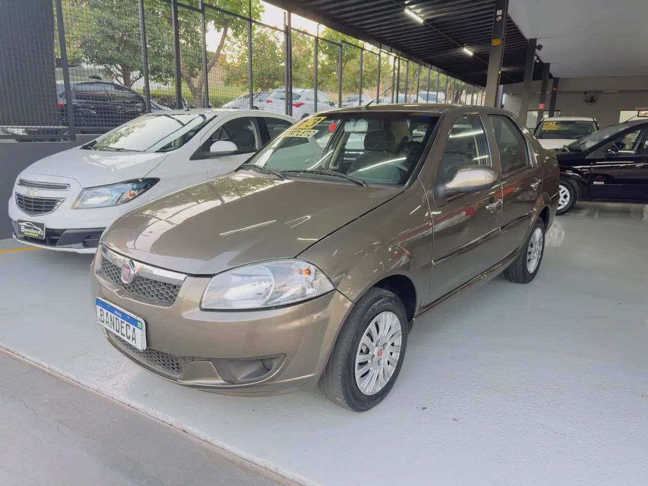 Fiat Siena 1.4 Mpi El 8V Flex 4P Manual - Foto 3