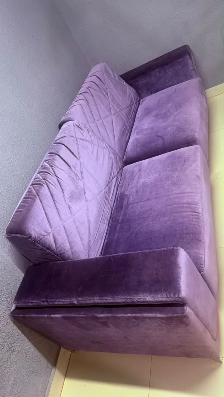 Sofá de veludo roxo - Foto 3