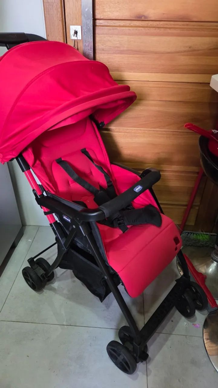 Carrinho de bebê CHICCO 
