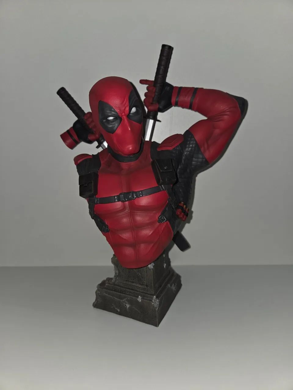 Busto Deadpool Sideshow 1/6