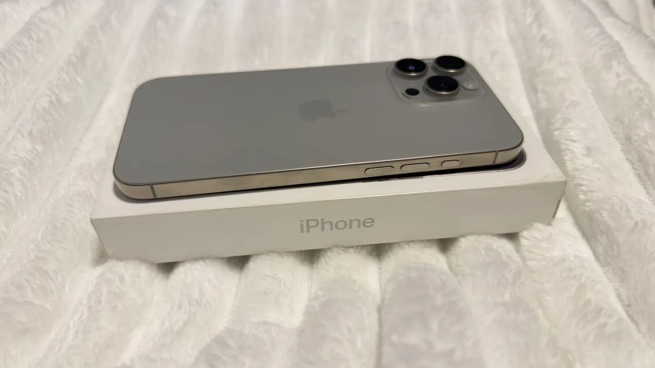 Iphone 16 pro max 256 - Foto 4