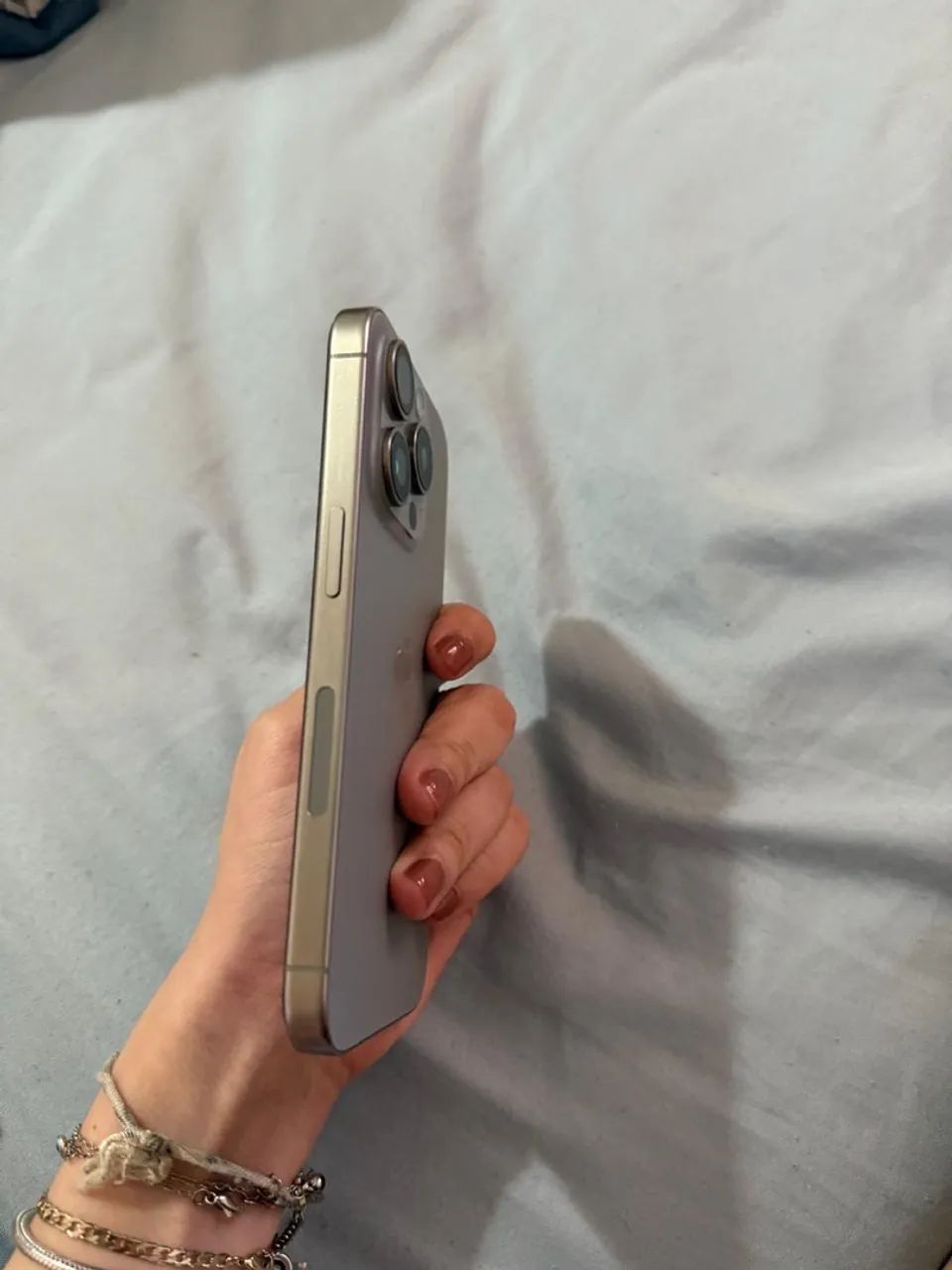 Iphone 15 pro 128gb cor Silver em excelente estado - Foto 2