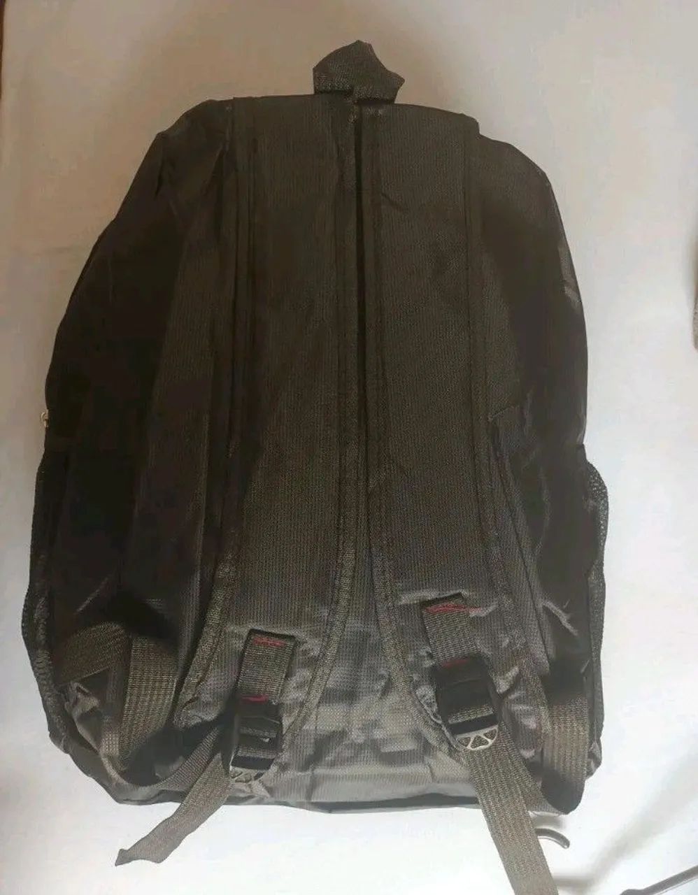 2 Mochila Preta nova barato  - Foto 4