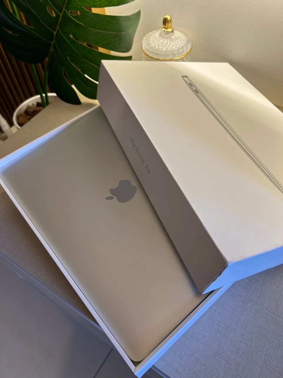 MacBook Air 2018 i5. Excelente estado, muito bem conservado