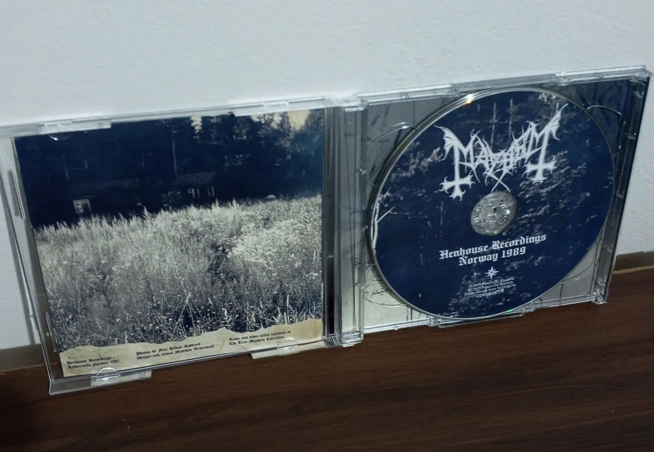 Cd Mayhem - Henhouse Recordings - duplo - cd/dvd - Usado - Importado - Raro - Foto 3