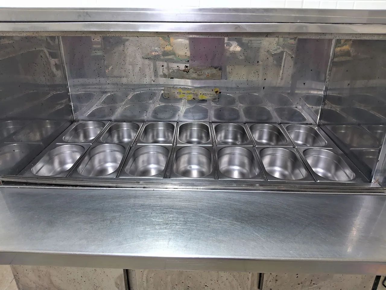 Condimentadora +Geladeira 