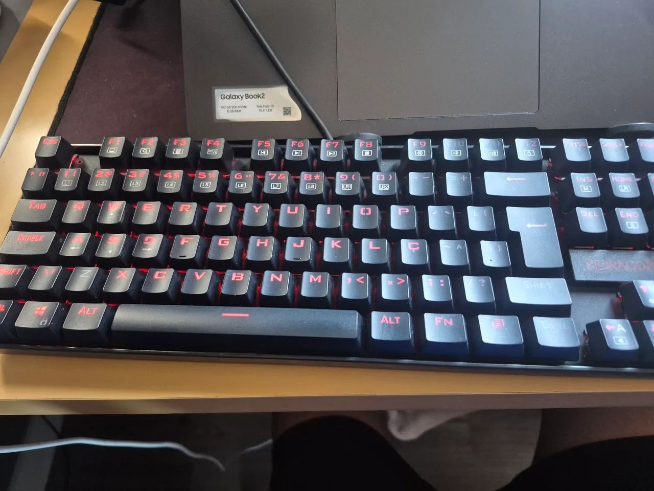 Tecladp Redragon kurama