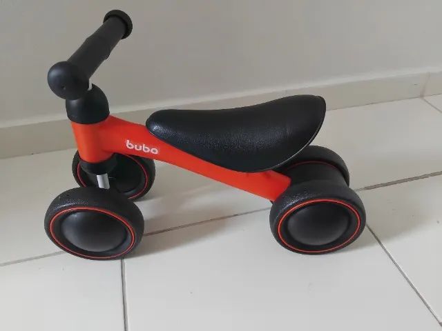 Bicicleta de equilíbrio Buba