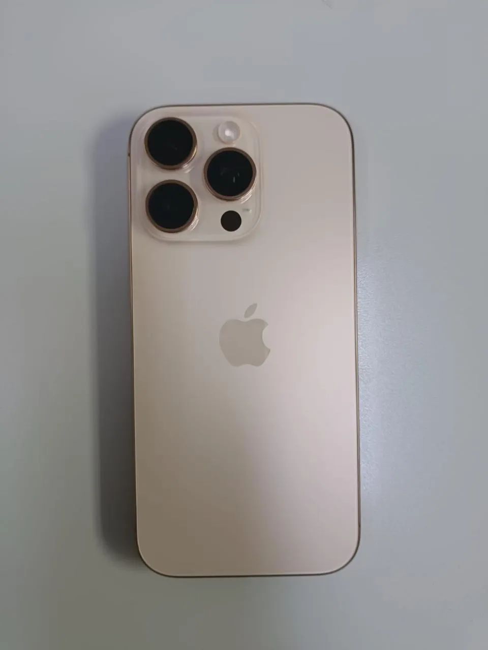iPhone 16 pro  - Foto 2