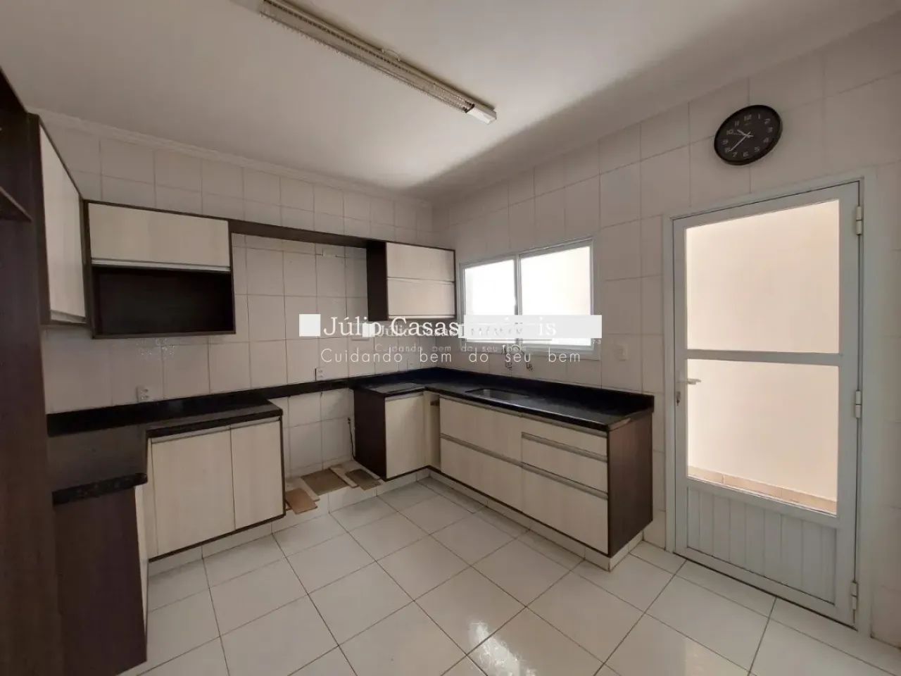 Casa em Condomínio com 03 quartos, sendo 01 suíte - Foto 3