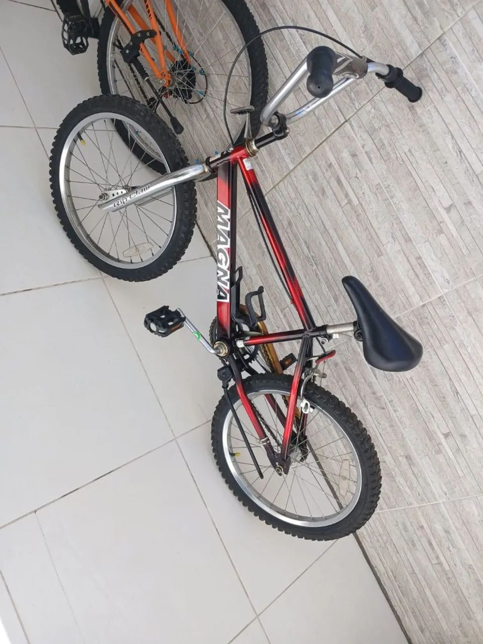 Bicicleta  cross  magna  aro 20 importada