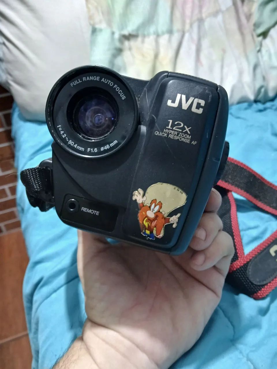 Mini Filmadora portatil jvc com bateria e carregador