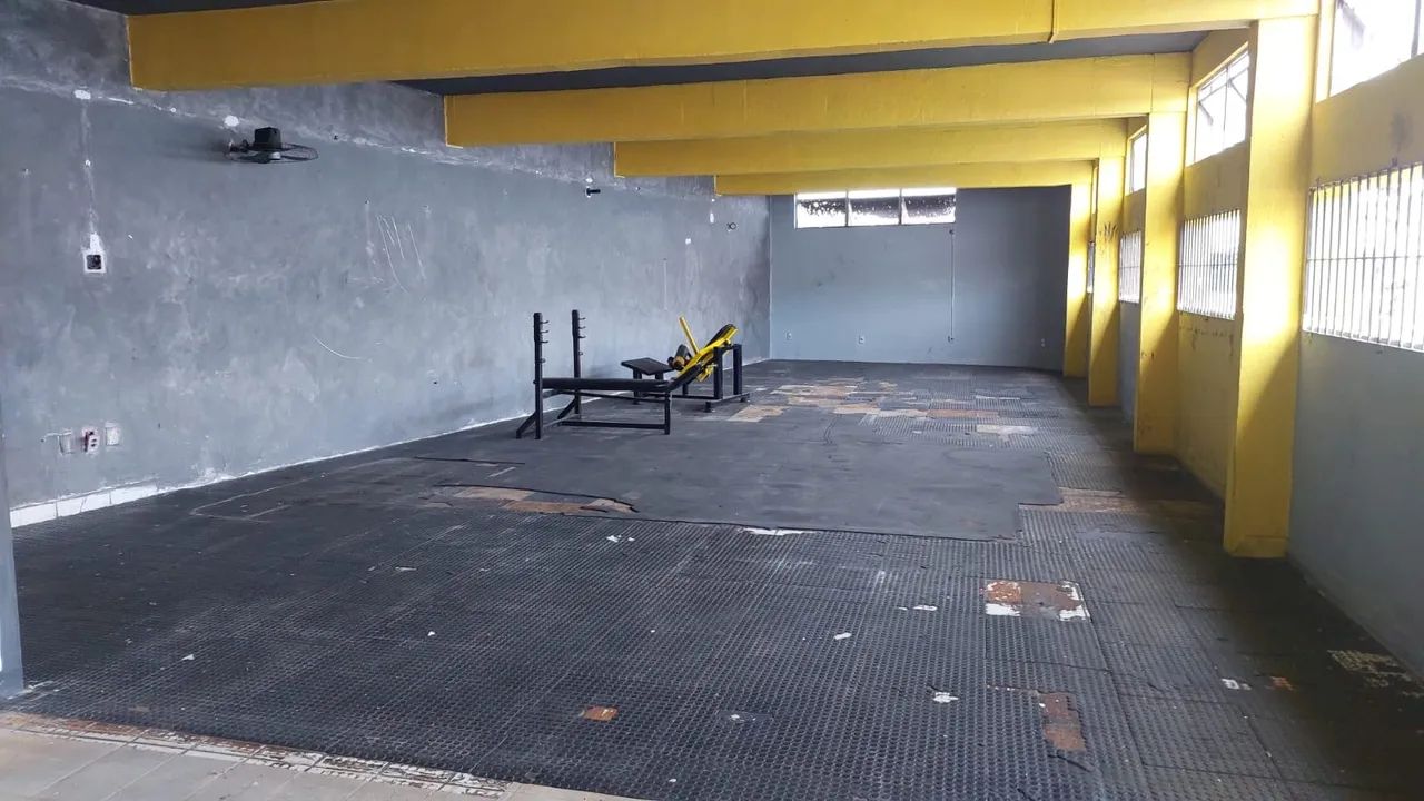 Prédio para alugar no centro de Goiana (disponível apenas primeiro e segundo andar) - Foto 4