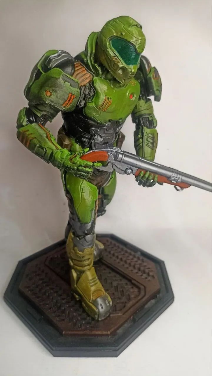 Escultura 3d Doom Slayer  - Foto 2