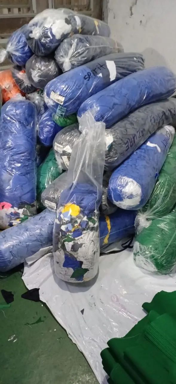 Retalhos de malha R$40 valor negociável  - Foto 2
