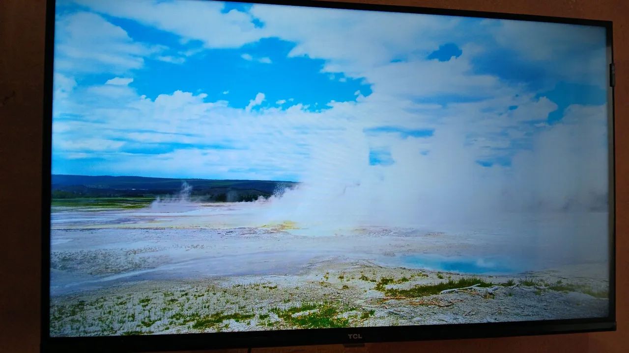 Vendo Smart TV TCL de 32 polegadas, modelo QLED (32S5K) com apenas 4 meses de uso. - Foto 2