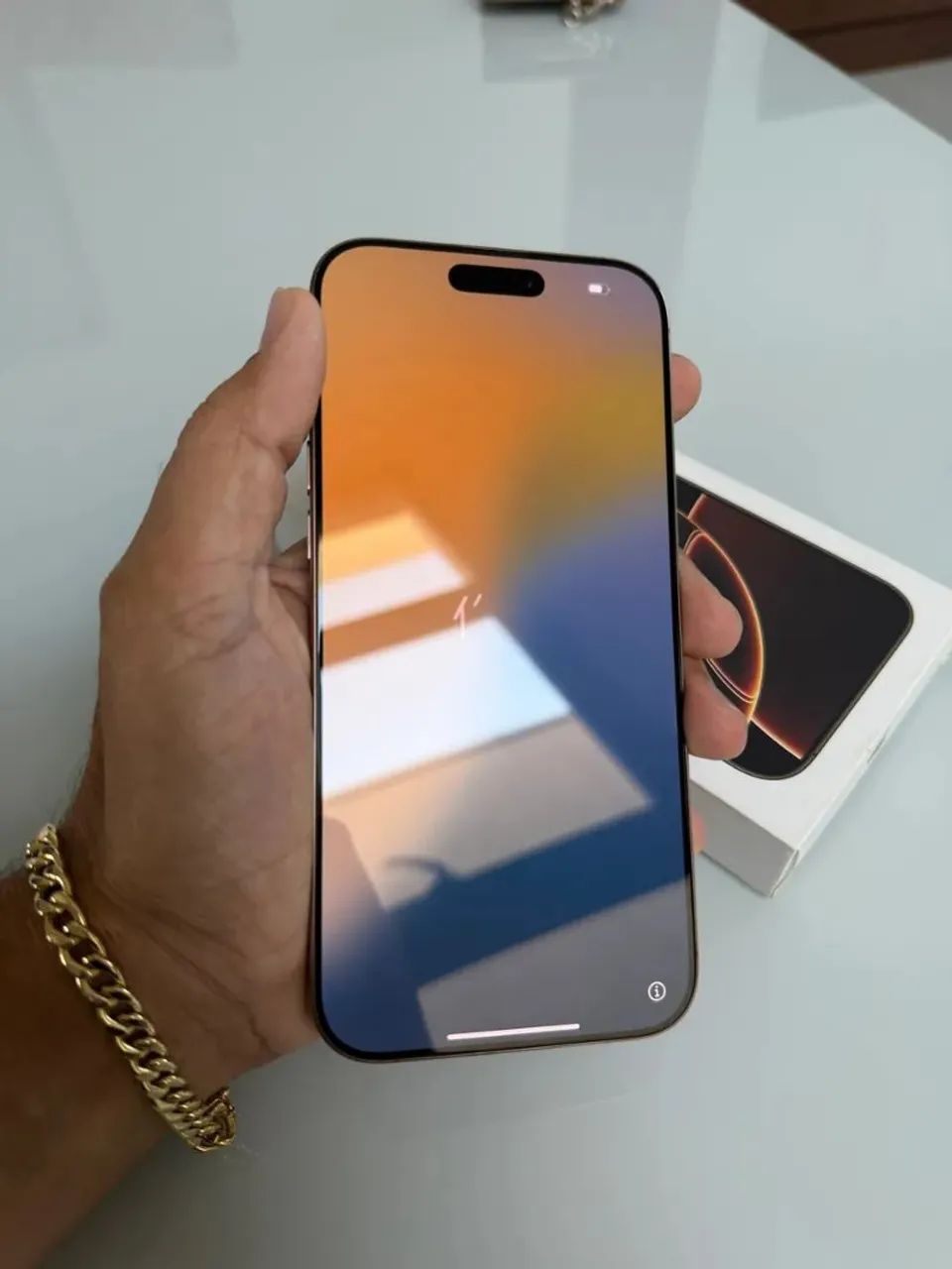 iPhone 16 Pro Max - Foto 4