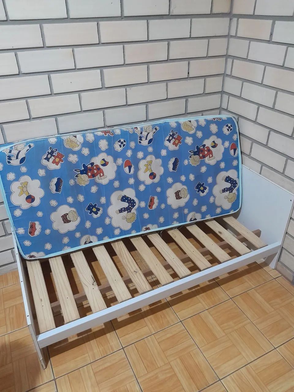 Cama infantil com colchão  - Foto 2