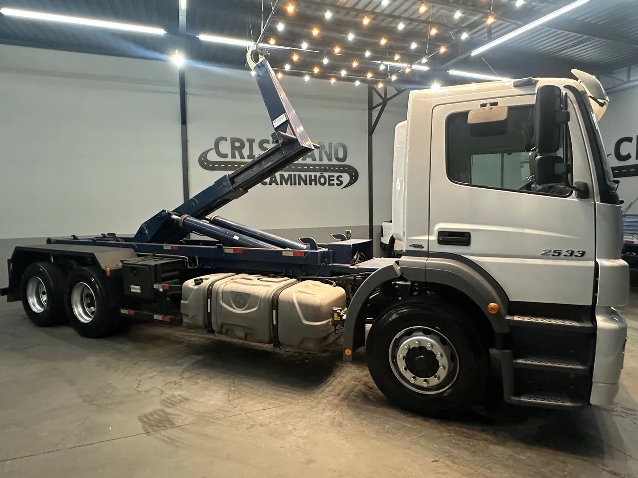 Mb Axor 2533 Roll on roll of 