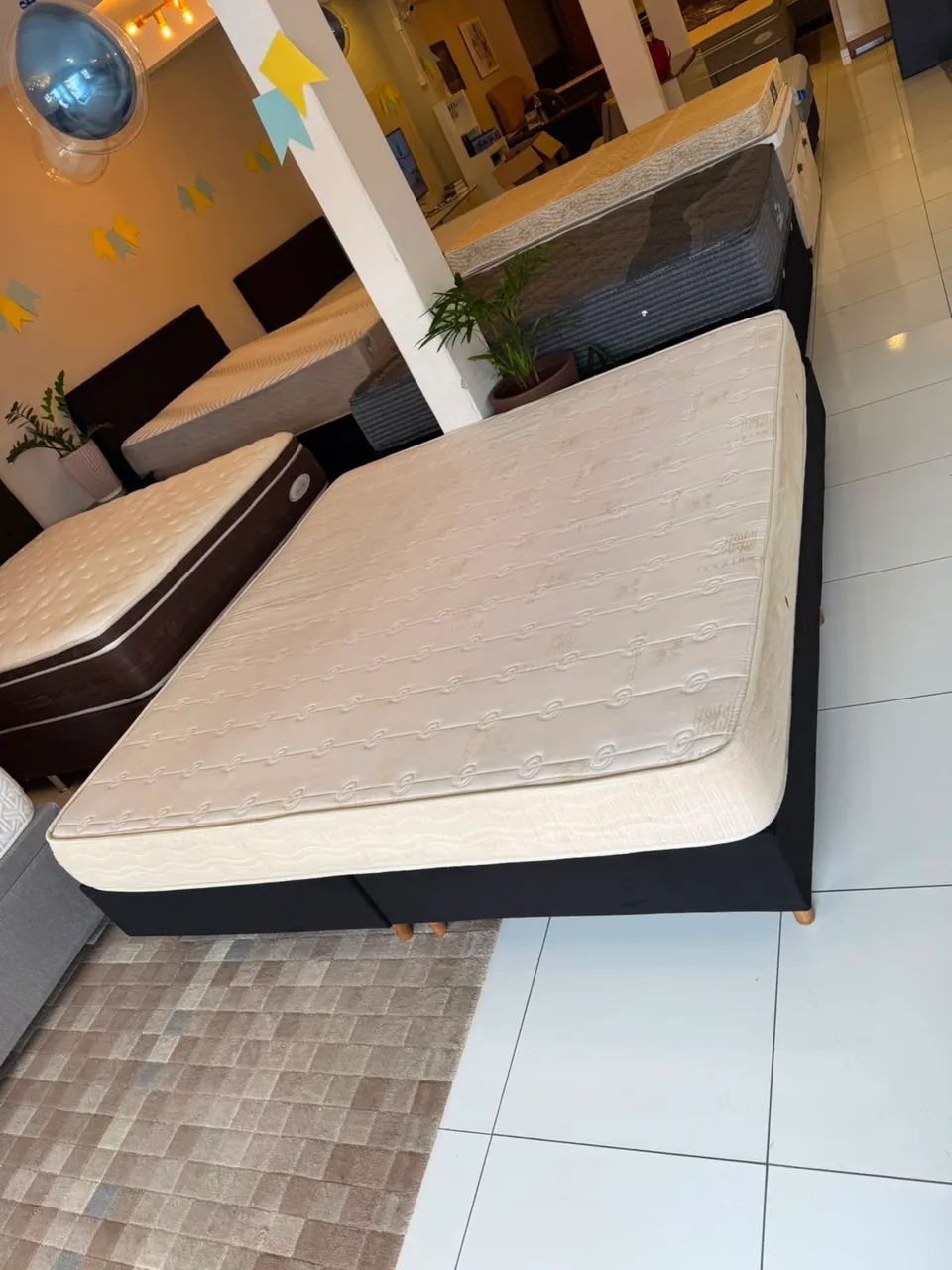 Cama box Super King MAXFLEX ESPUMA SEMINOVA TOP - ENTREGAMOS  - Foto 2
